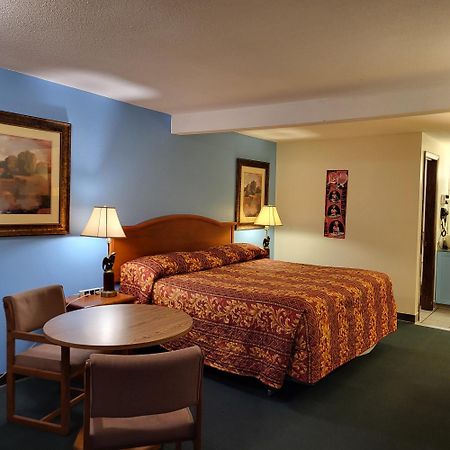 Dogwood Motel Mountain View Room photo